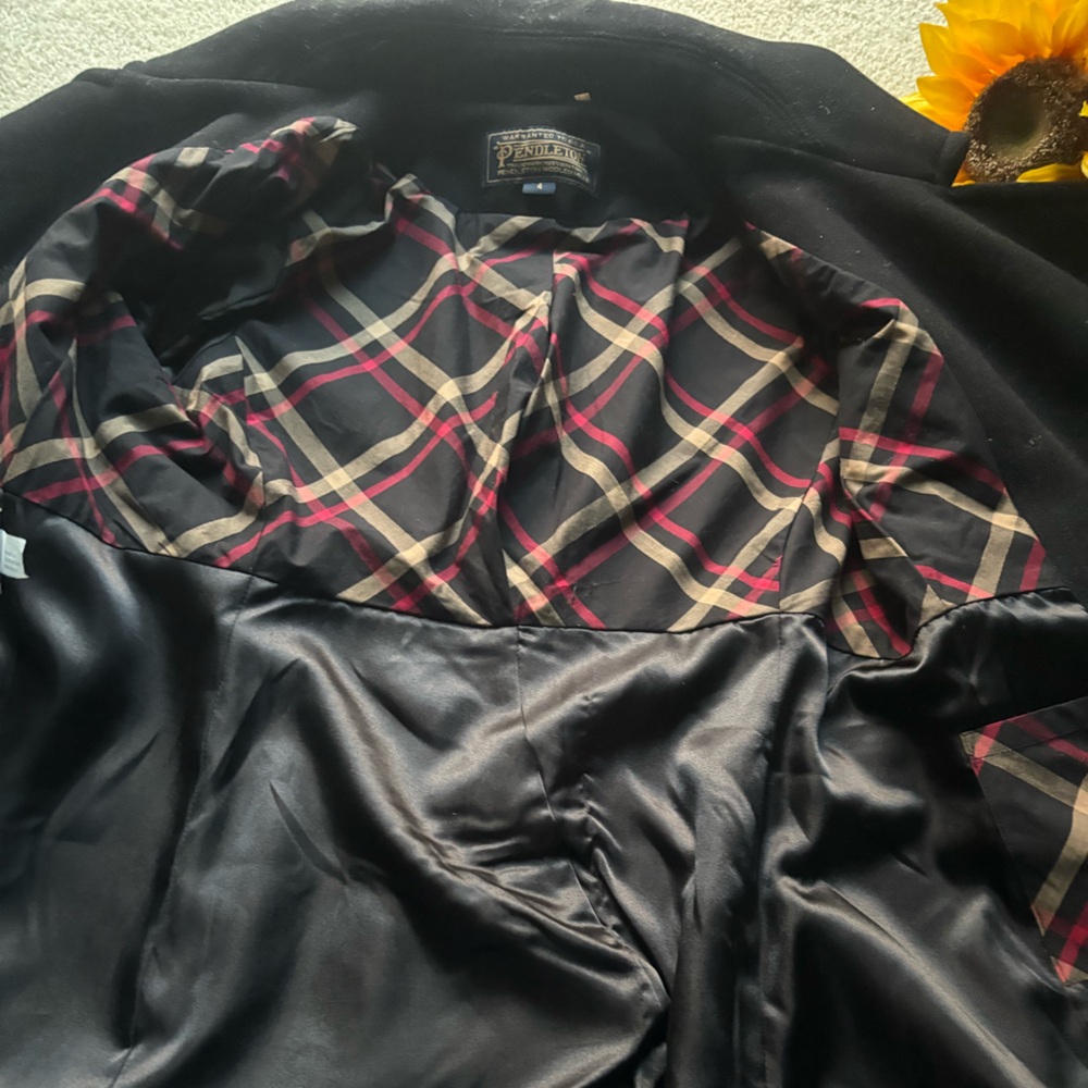 Pendleton Wool Peacoat – Women’s Size 4 - Picture 9 of 12